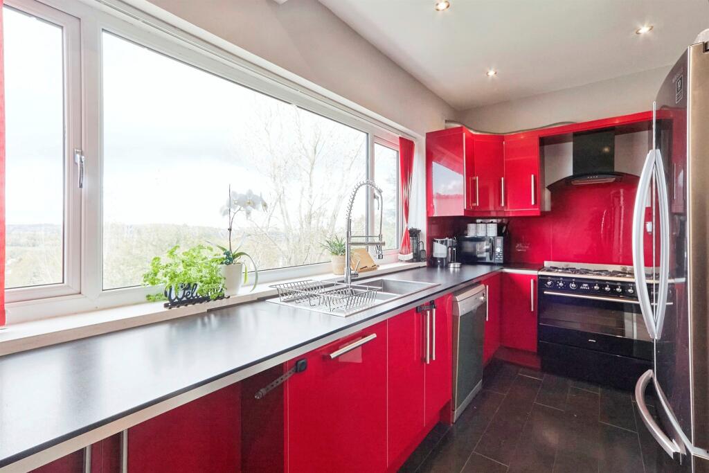 Additional image 20 of Duchy Avenue, Bradford