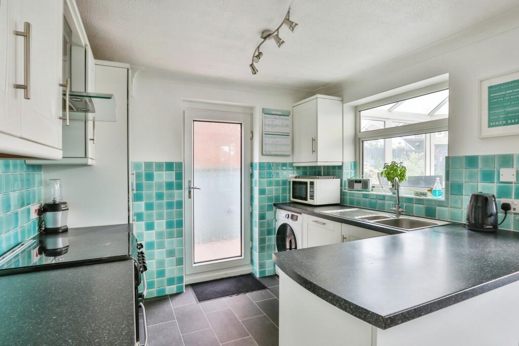 Additional image 17 of Rowbarrow Close, Poole, Dorset, BH17