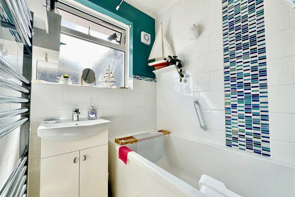 Additional image 8 of Creekmoor