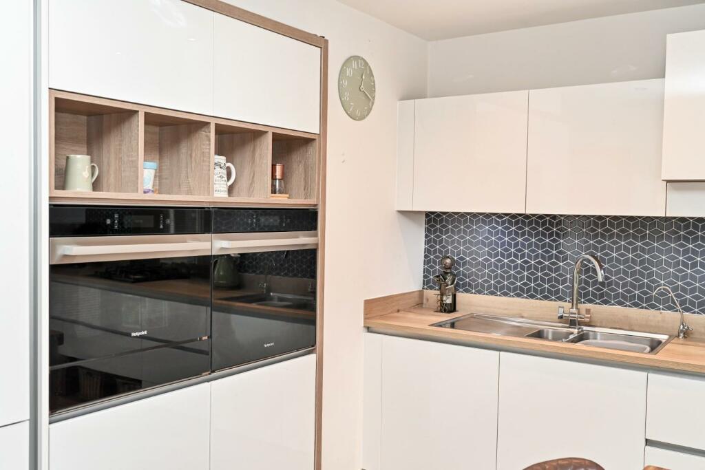 Additional image 8 of West Wood View, Apperley Bridge