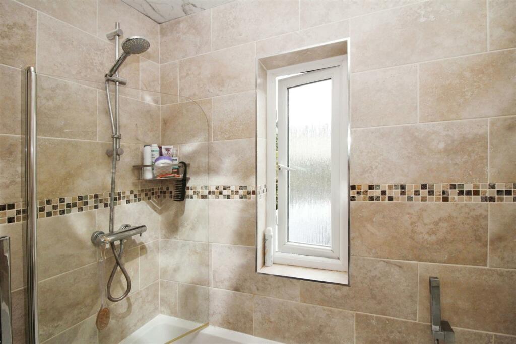 Additional image 18 of Dale Grove, Bradford, BD10 8UL