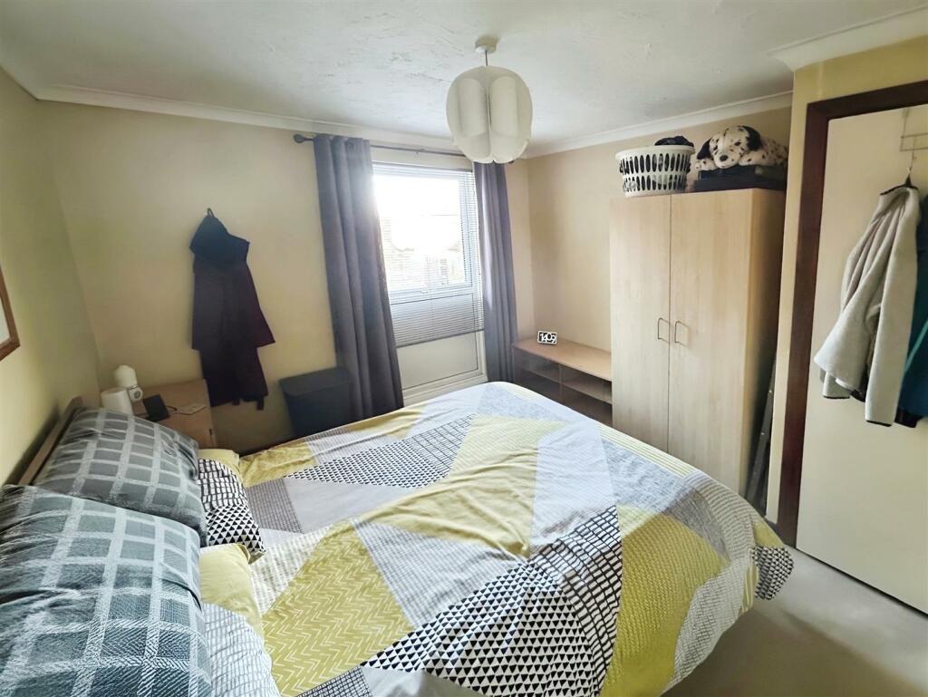 Additional image 6 of Frizley Gardens, Bradford