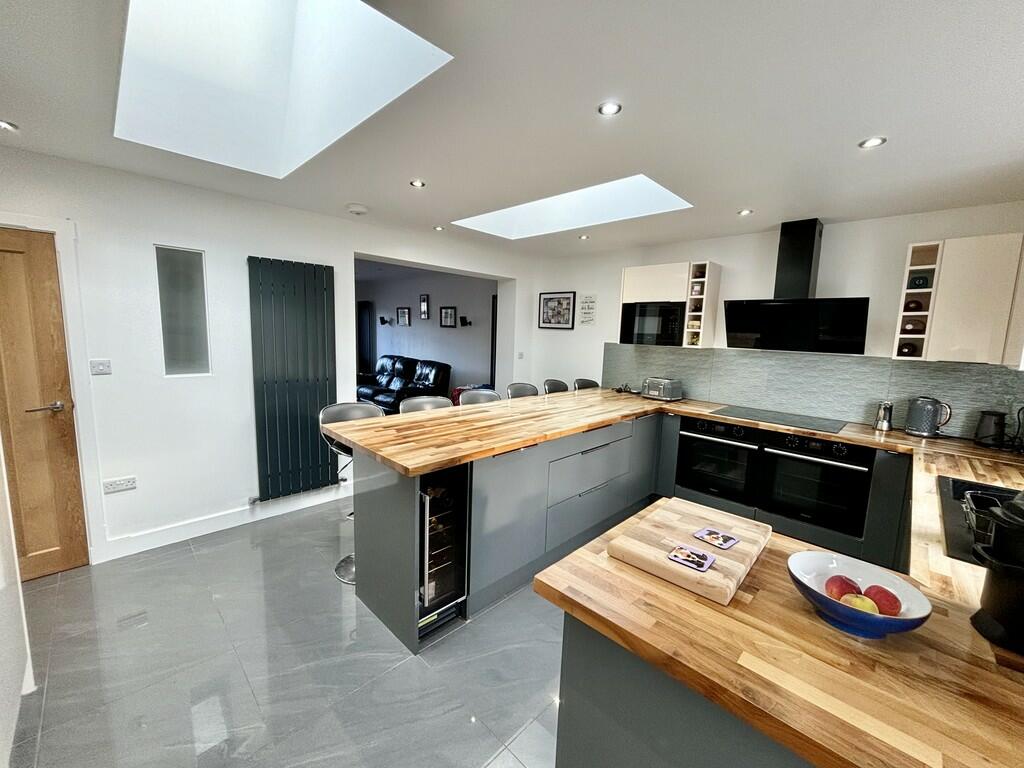 Additional image 7 of Kitchener Crescent, Poole