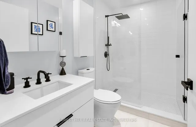 Additional image 8 of 22 Lombard St Unit 203
