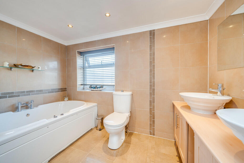 Additional image 12 of Birksland Moor, Birkenshaw