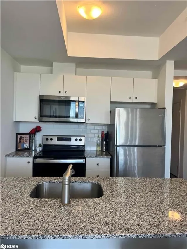 Additional image 8 of 108 Garment Street Unit 1709