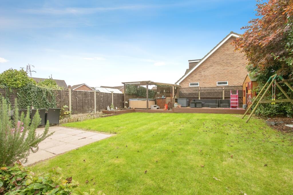 Additional image 18 of De Courtenai Close, BEARWOOD, Bournemouth, Dorset, BH11