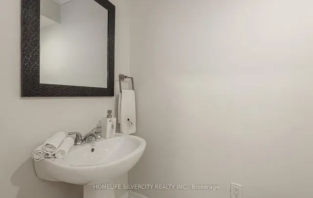 Additional image 15 of 32 Sledman St