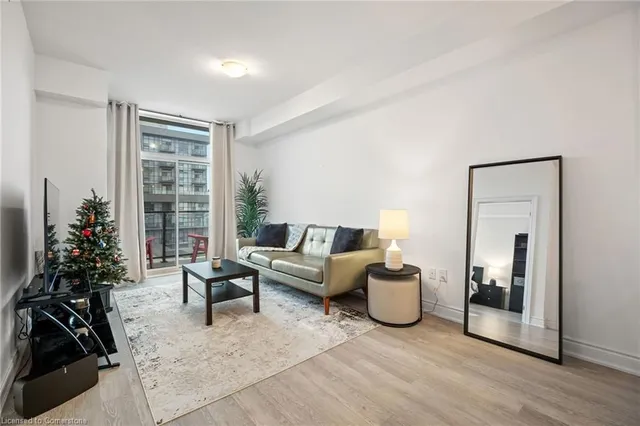 Additional image 9 of 450 Dundas Street East Unit 806