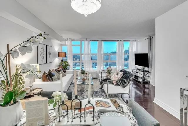 Additional image 3 of 3380 Eglinton Ave Unit 1412