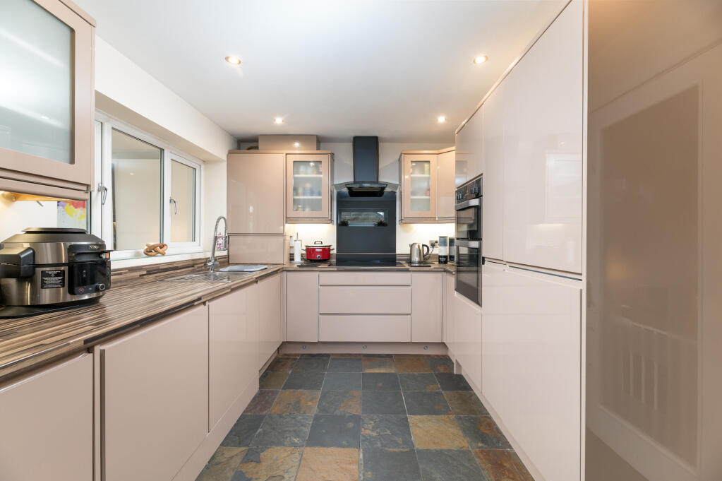 Additional image 23 of Pasture Avenue, Oakworth, Keighley, West Yorkshire, BD22