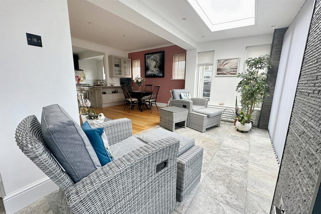 Additional image 6 of Muscliffe