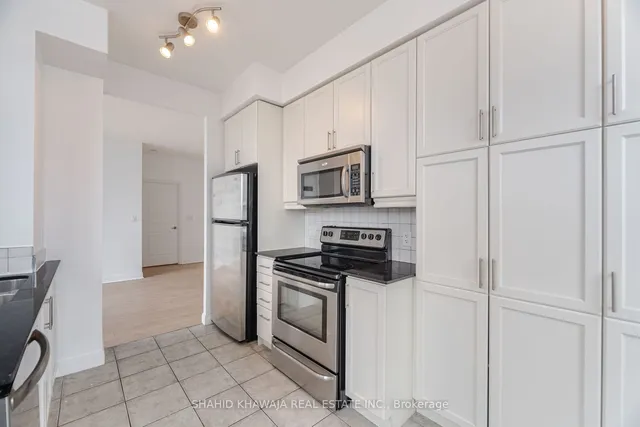 Additional image 14 of 70 Absolute Ave Unit 1309