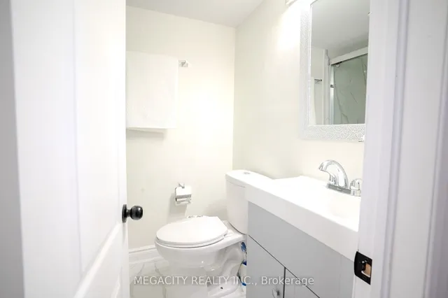 Additional image 9 of 7800 Priory Cres