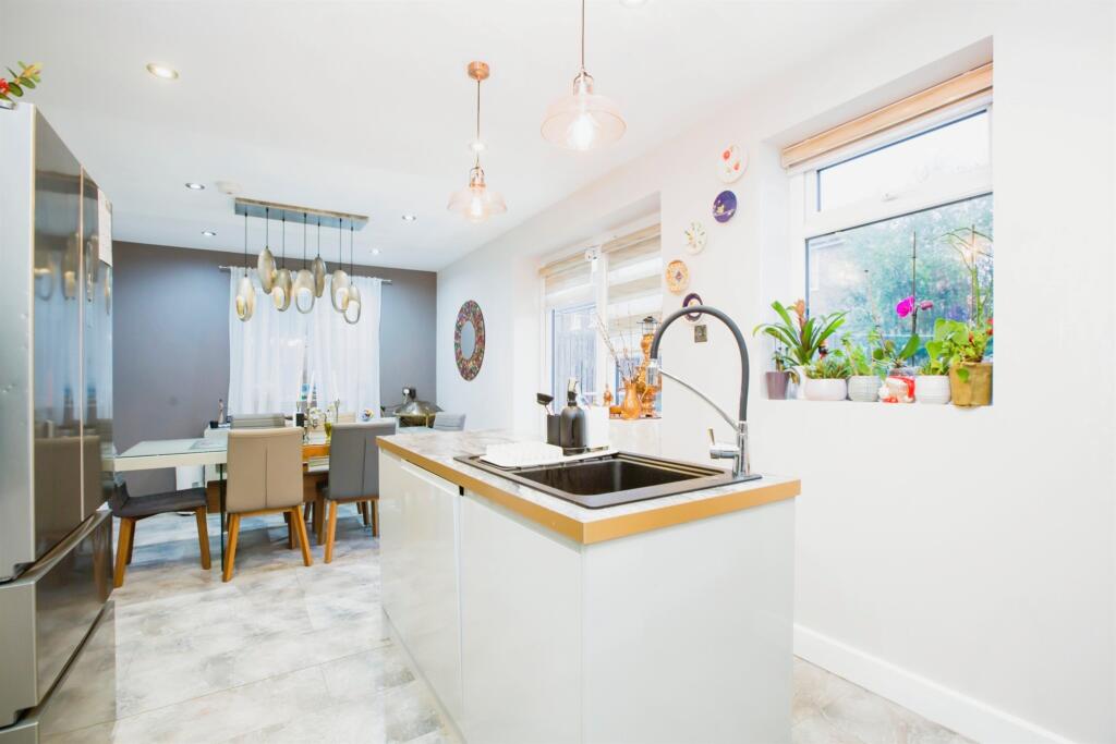 Additional image 7 of Fenwick Drive, Bradford