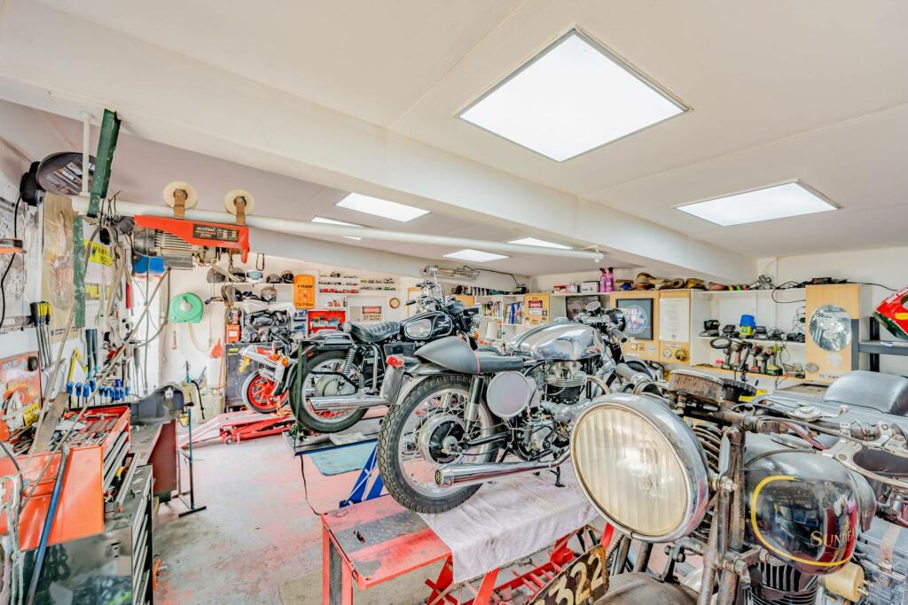 Additional image 4 of The Boat Shed Charter Avenue, Laurencekirk, AB30 1GJ