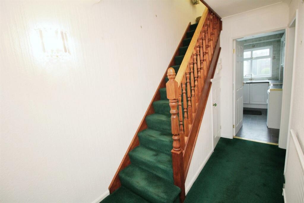 Additional image 10 of Bierley Lane, Bradford, BD4 6DR