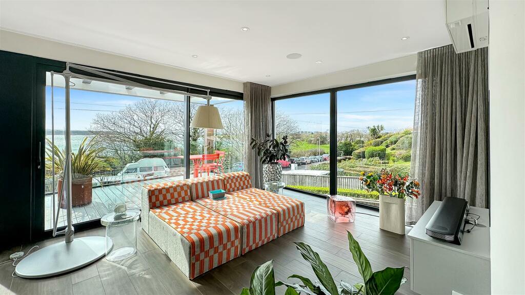 Additional image 4 of Whitecliff Road, Whitecliff