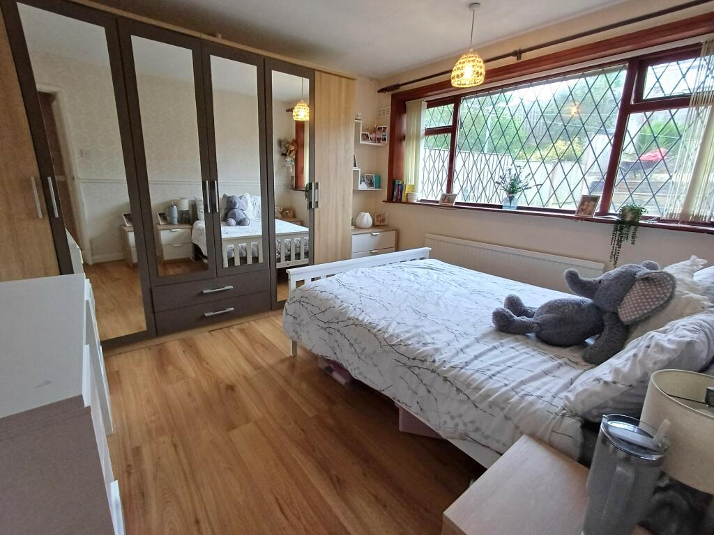 Additional image 8 of Farndale Road, Bradford, BD15