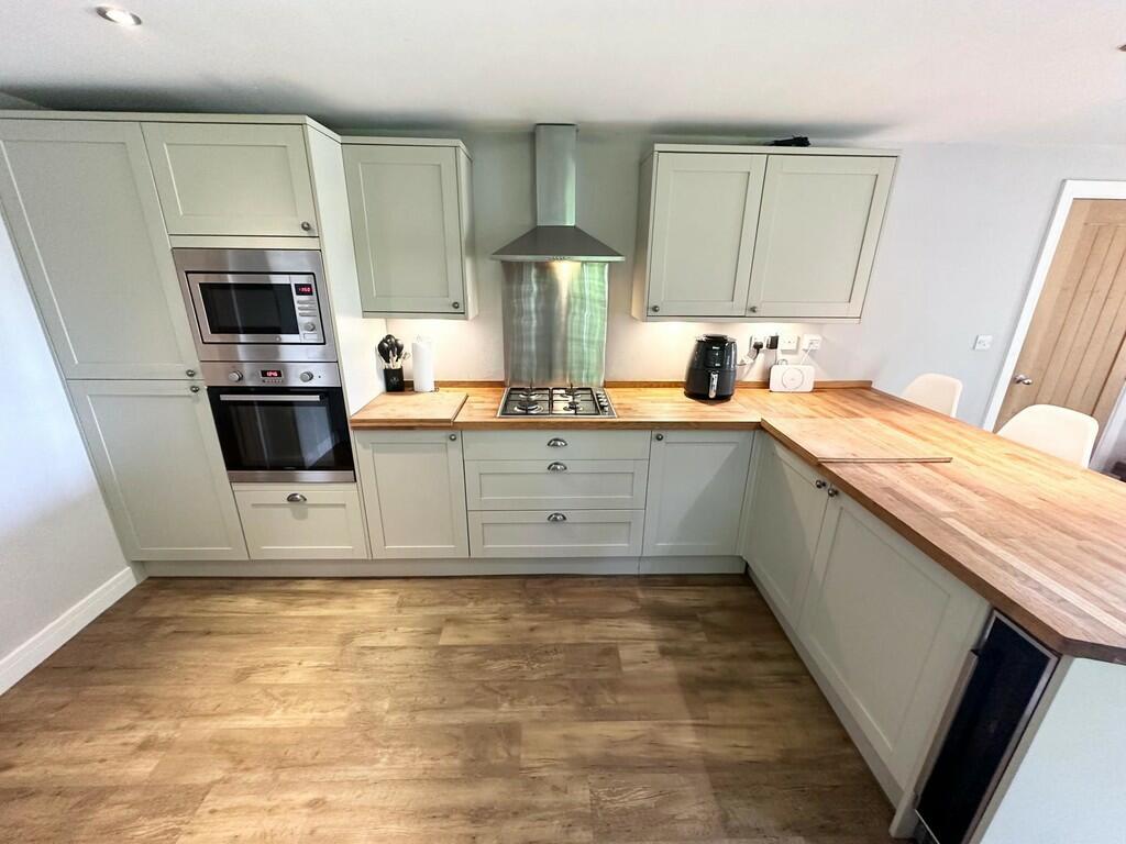 Additional image 8 of Hill Top Road, Hainworth