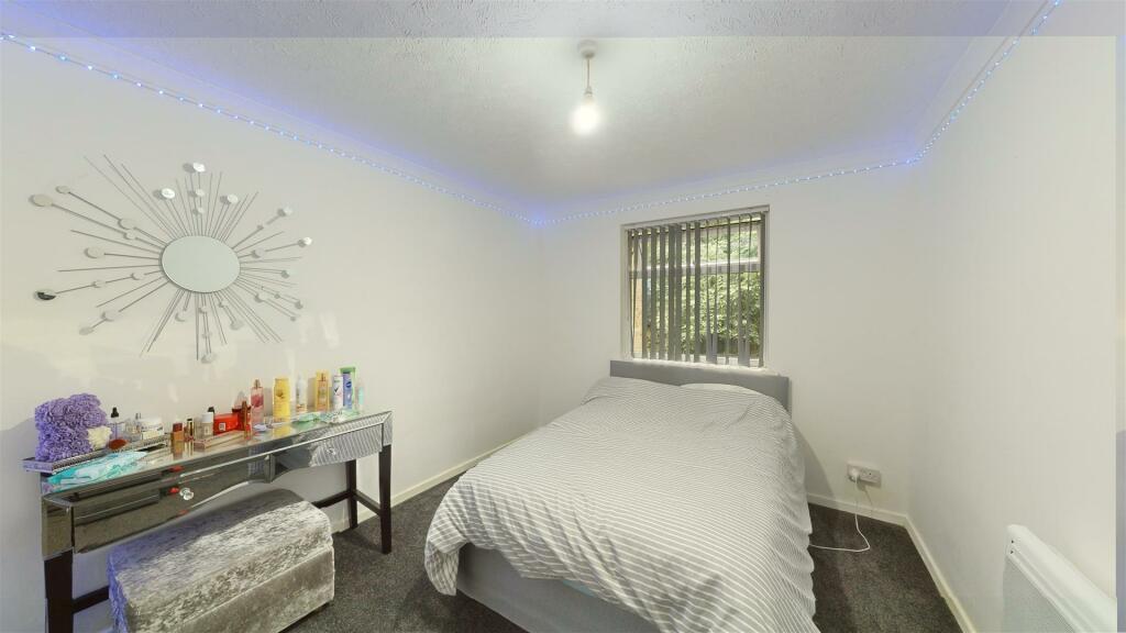 Additional image 6 of Frizley Gardens, Bradford