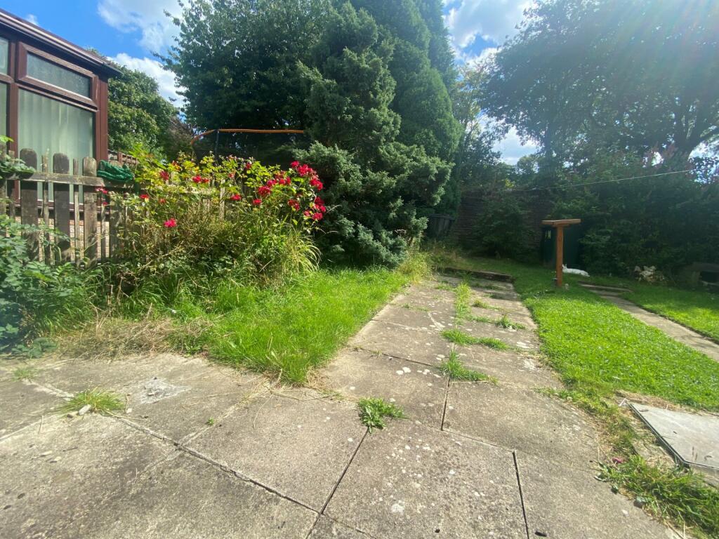 Additional image 11 of Camellia Mount, Lidget Green, Bradford, BD7