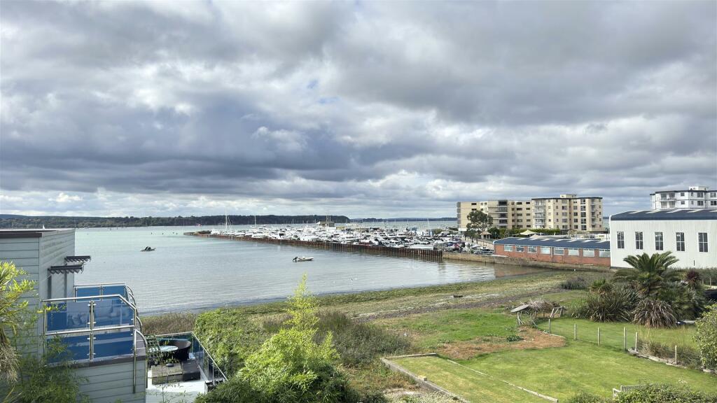 Additional image 2 of Gardens Crescent, Lilliput