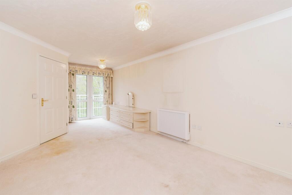 Additional image 11 of Beech Street, Bingley