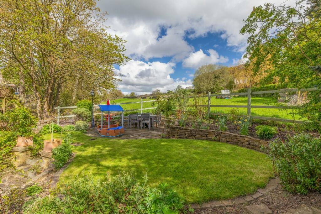 Additional image 31 of The Green, Eldwick, Bingley