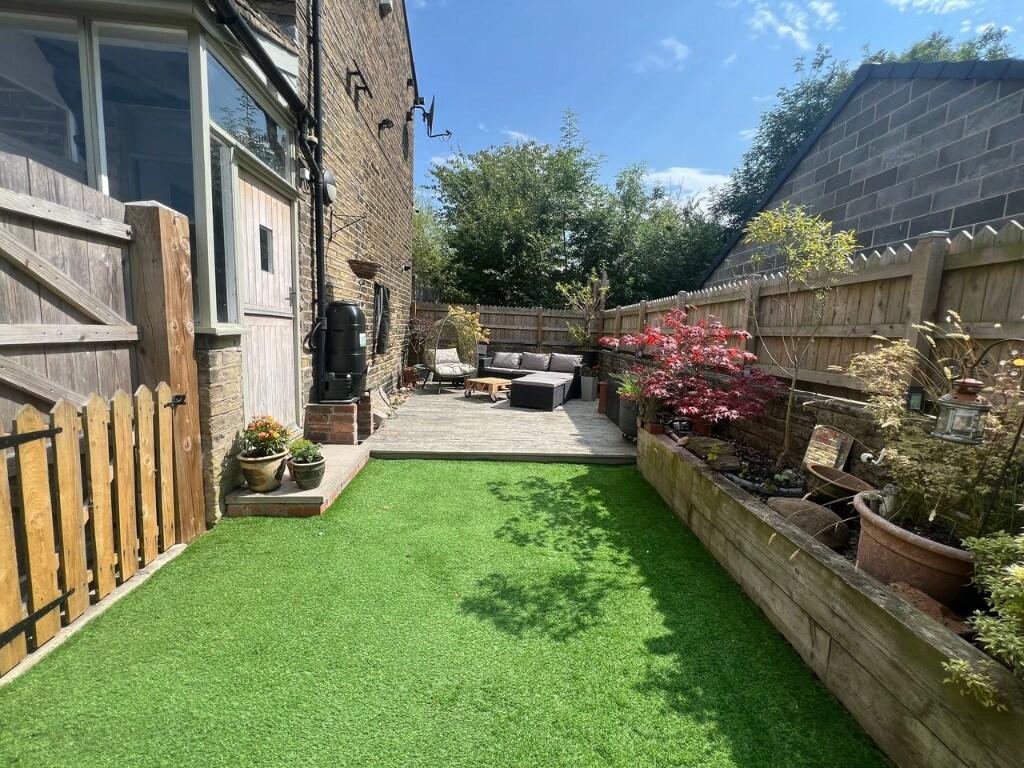 Additional image 15 of 37-38 Cliffe View, Allerton, West Yorkshire, BD15 9JQ