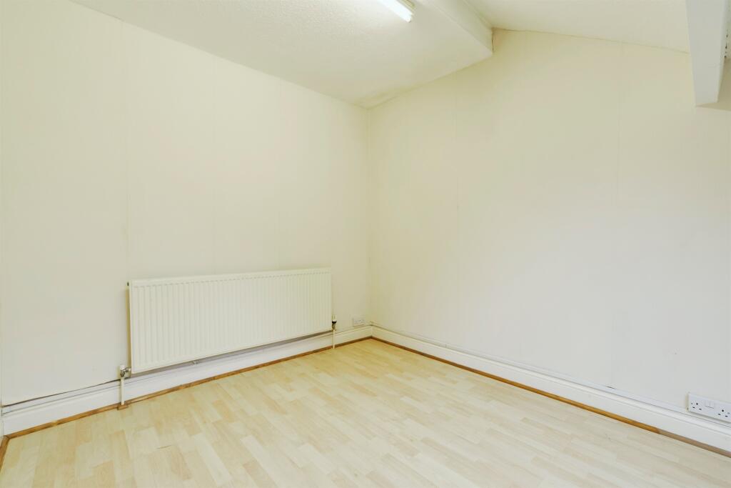 Additional image 9 of Bowling Park Drive, Bradford