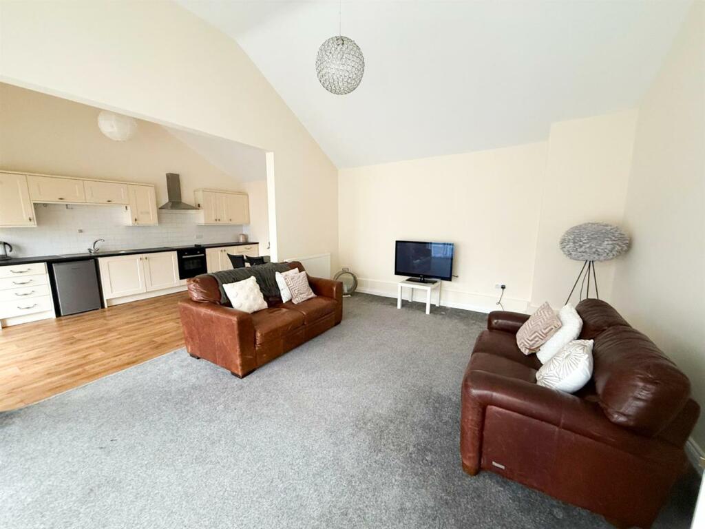 Additional image 12 of Elliott Court, Silsden