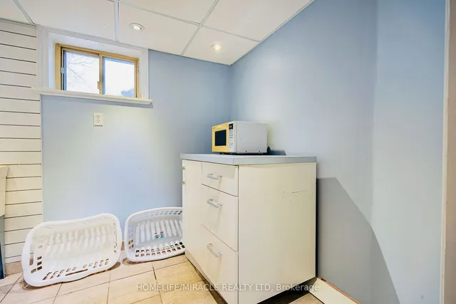 Additional image 29 of 13 Foster Rd