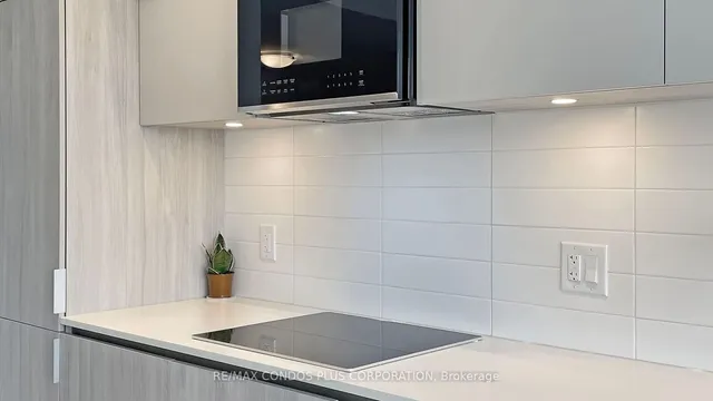 Additional image 8 of 47 Mutual St Unit 906