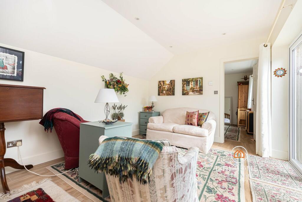 Additional image 34 of Lulworth Avenue, Poole, BH15