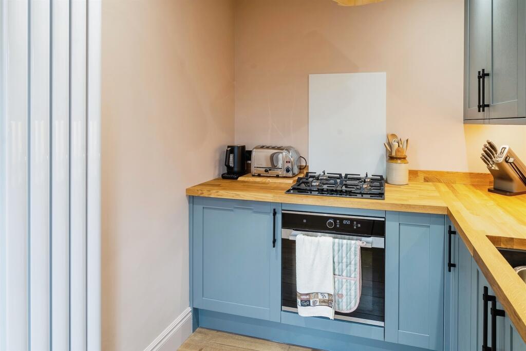 Additional image 9 of Springwell Terrace, Bradford