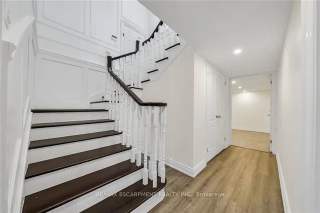 Additional image 28 of 94 SEABREEZE Cres