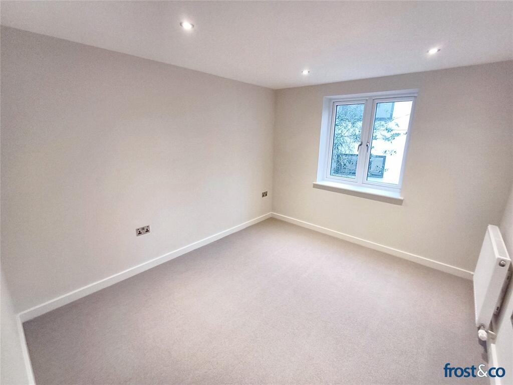 Additional image 10 of Delhi Close, Lower Parkstone, Poole, Dorset, BH14