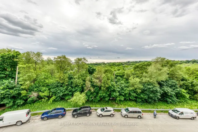 Additional image 21 of 10 Wilby Cres Unit 309