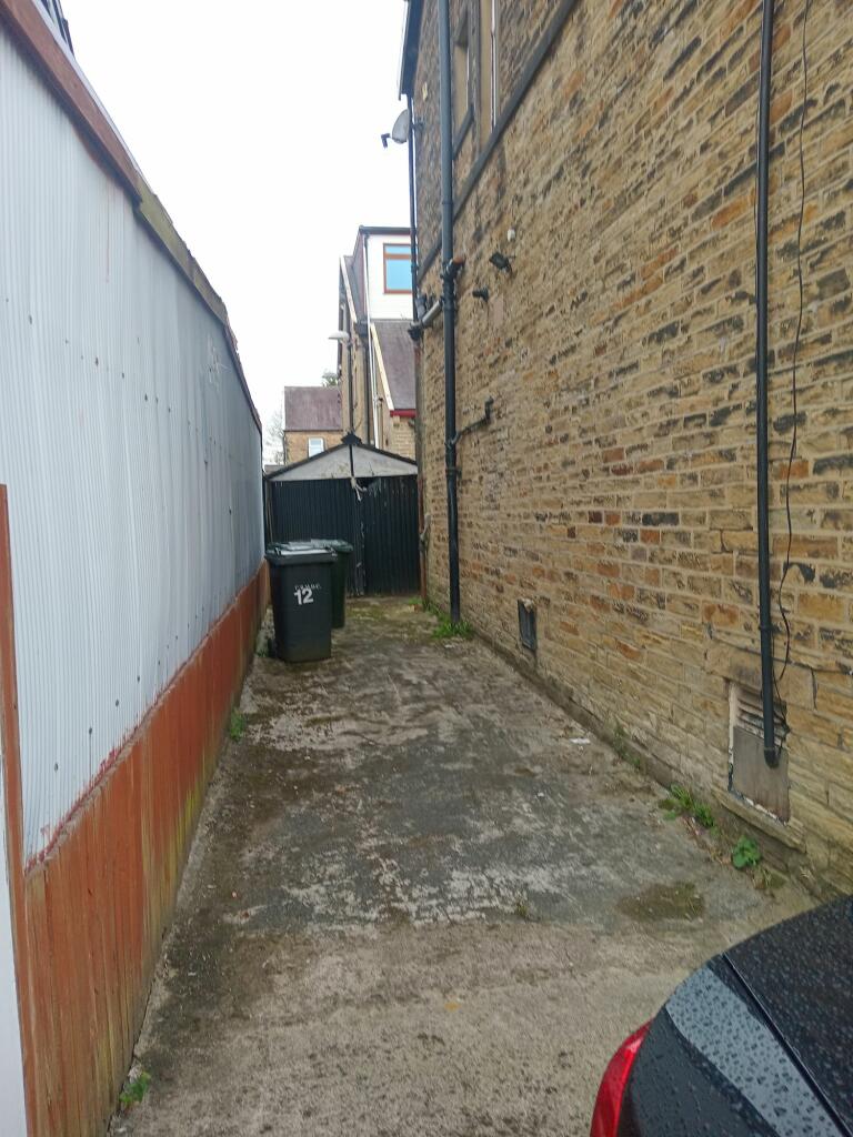 Additional image 20 of Ambleside Avenue, Bradford, West Yorkshire, BD9 5HX