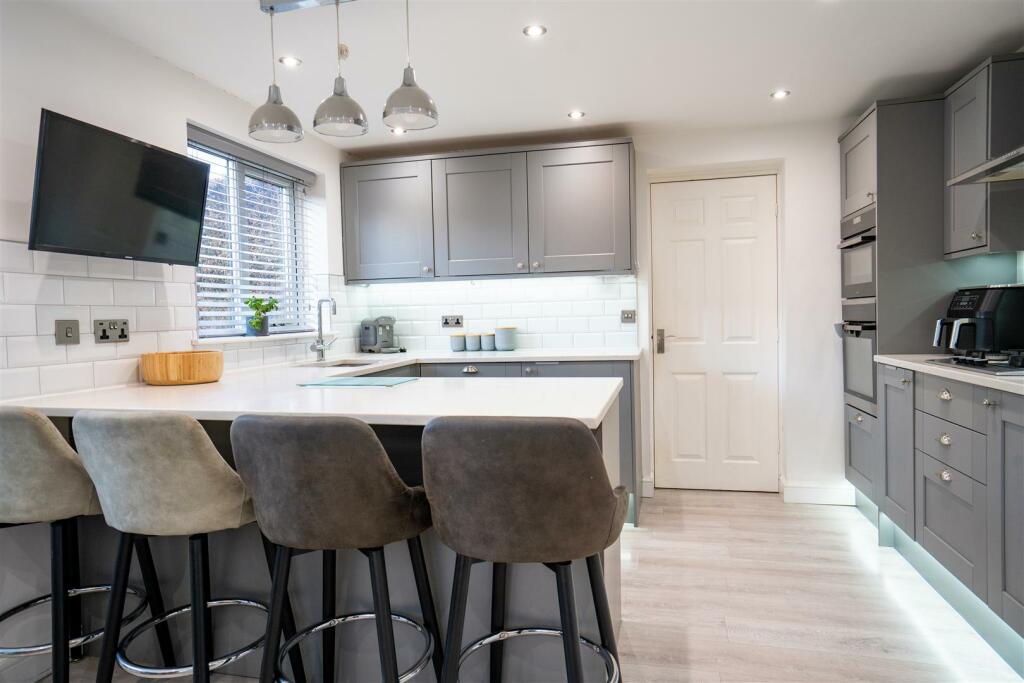 Additional image 6 of Grayshon Drive, Wibsey, Bradford