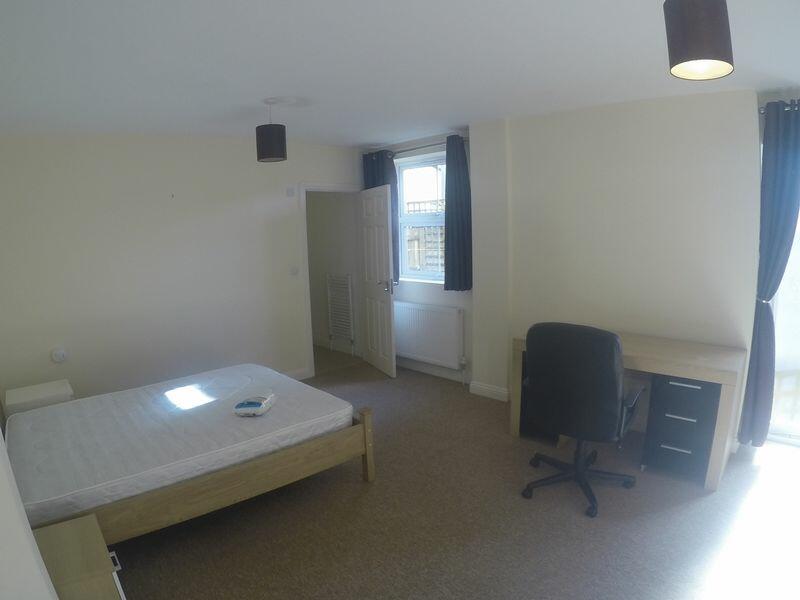 Additional image 10 of STUDENT **** AVAILABLE FOR SEPTEMBER 2025- Superb student property located in Boscombe