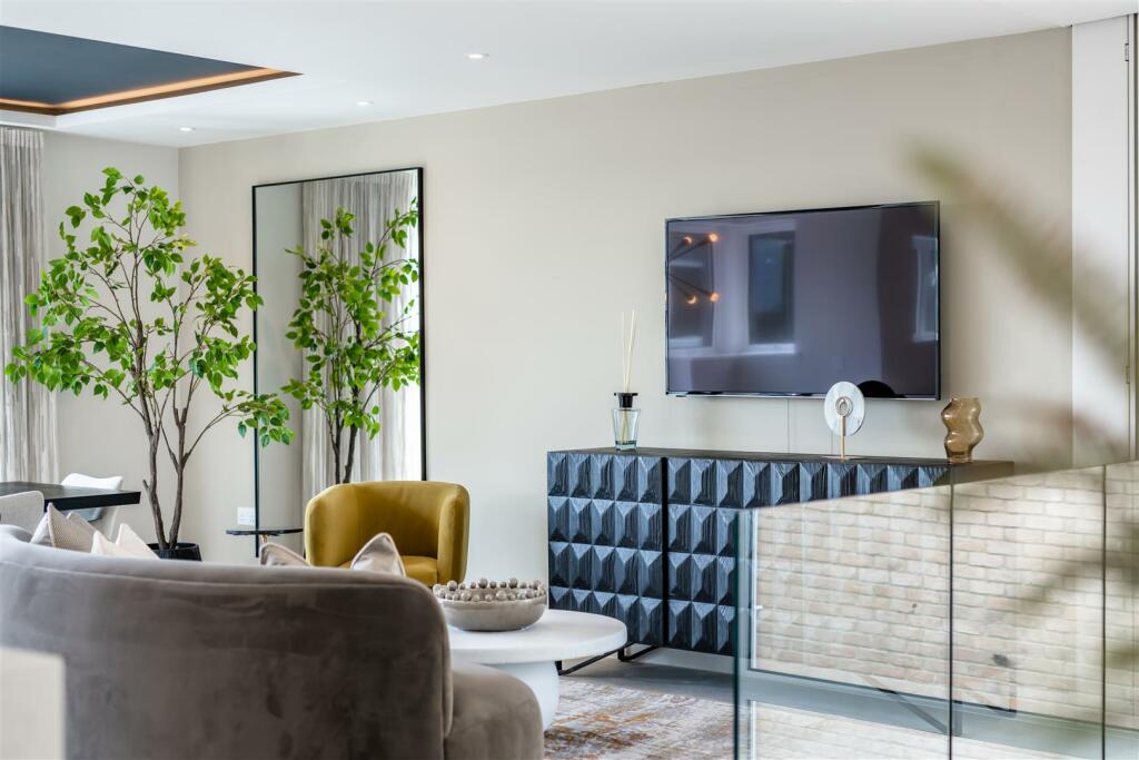 Additional image 13 of Dorset Lake Avenue, Lilliput