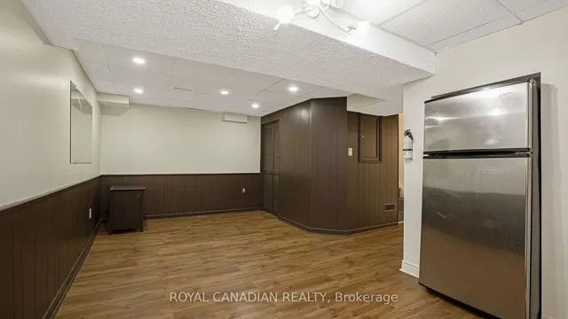 Additional image 31 of 18 Wabash Crt