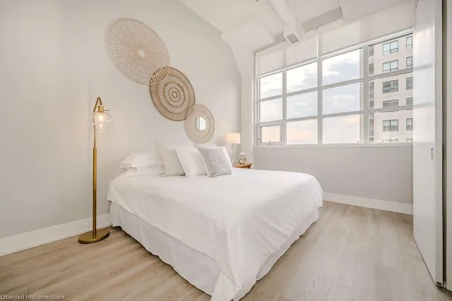 Additional image 16 of 112 Benton St Unit 210