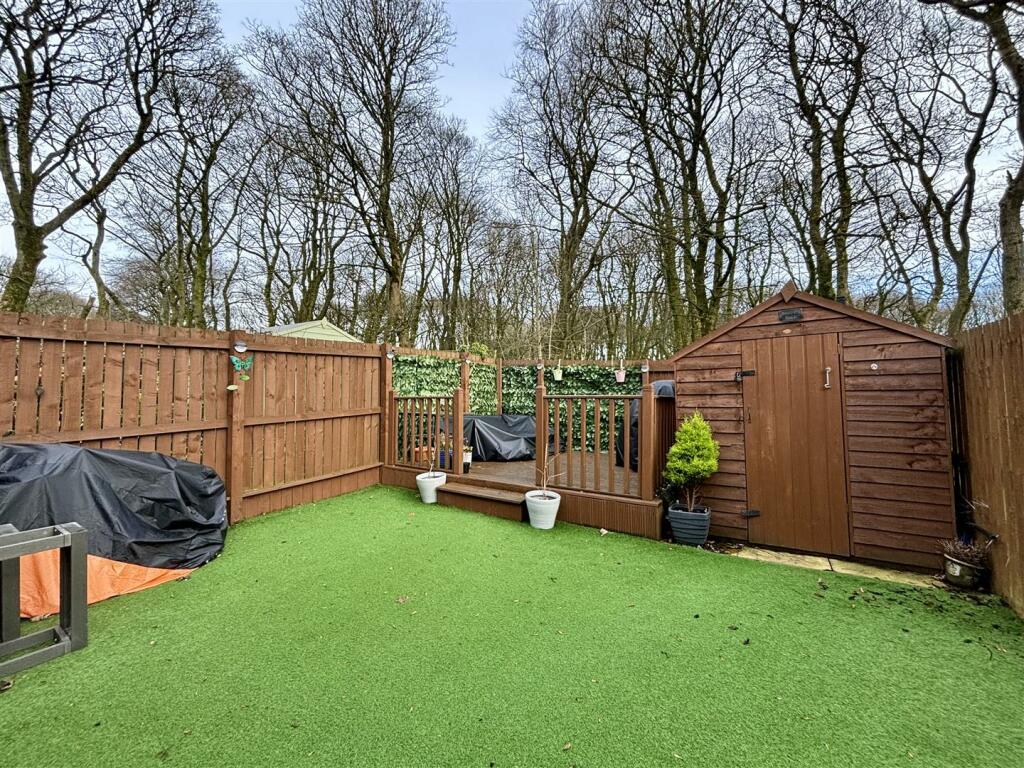 Additional image 18 of Harrowins Farm Drive, Queensbury, Bradford, BD