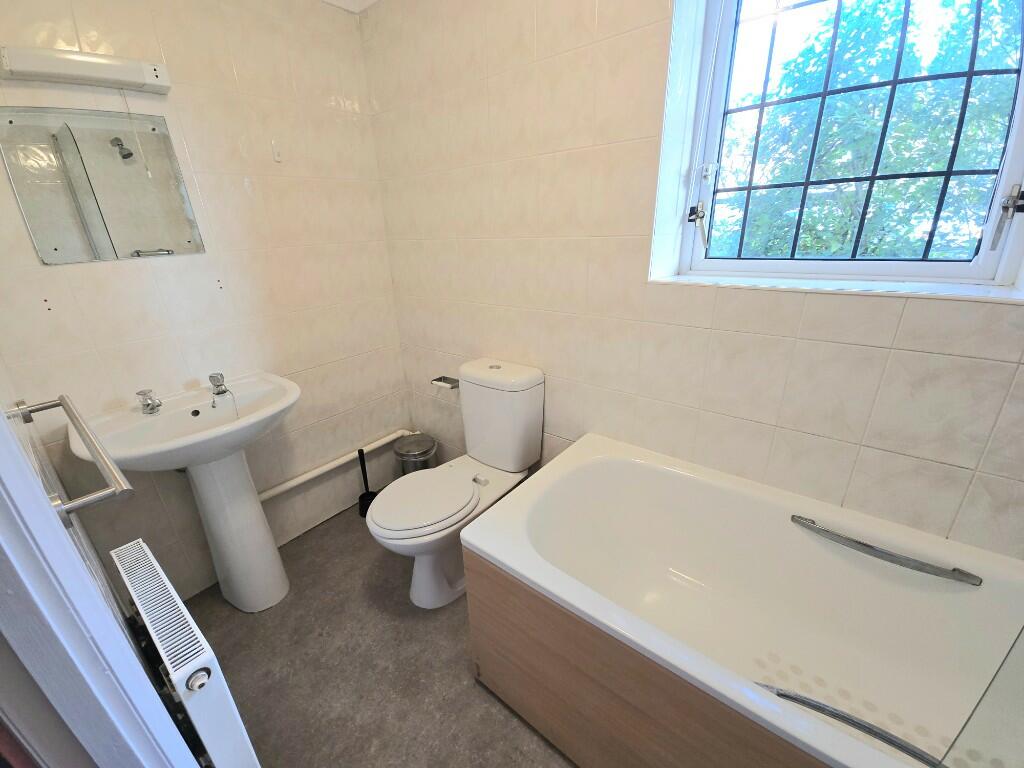 Additional image 5 of Grove Road, Bournemouth, Dorset, BH1