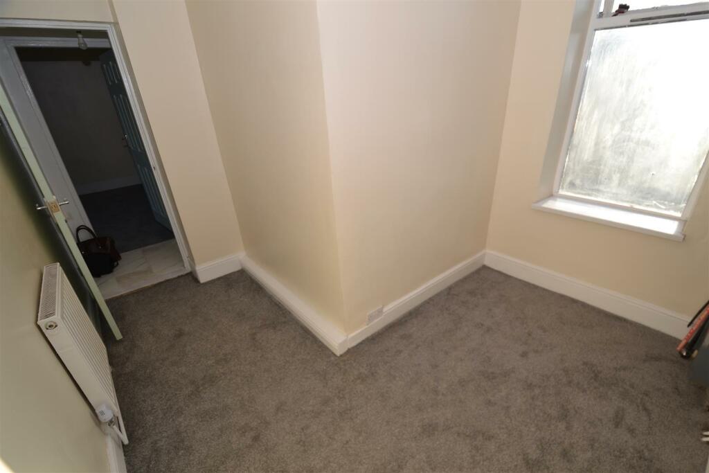 Additional image 6 of Toftshaw Lane, East Bierley, Bradford