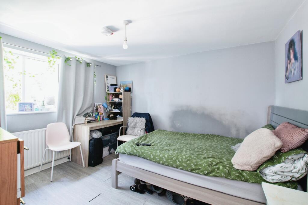 Additional image 13 of Wallisdown Road, Poole, BH12