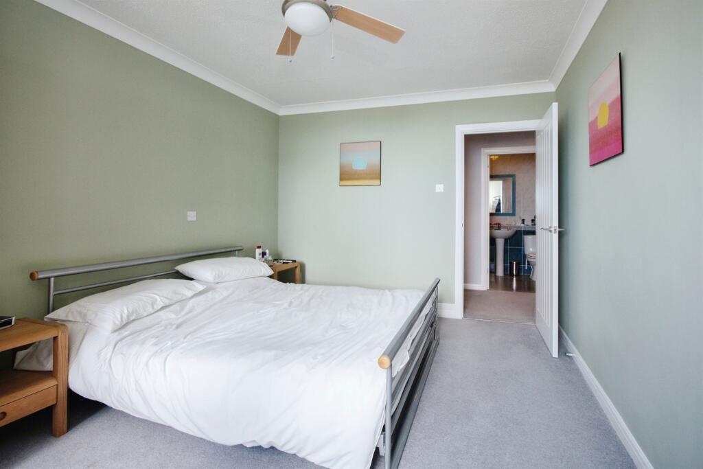 Additional image 13 of Russell Cotes Road, Bournemouth